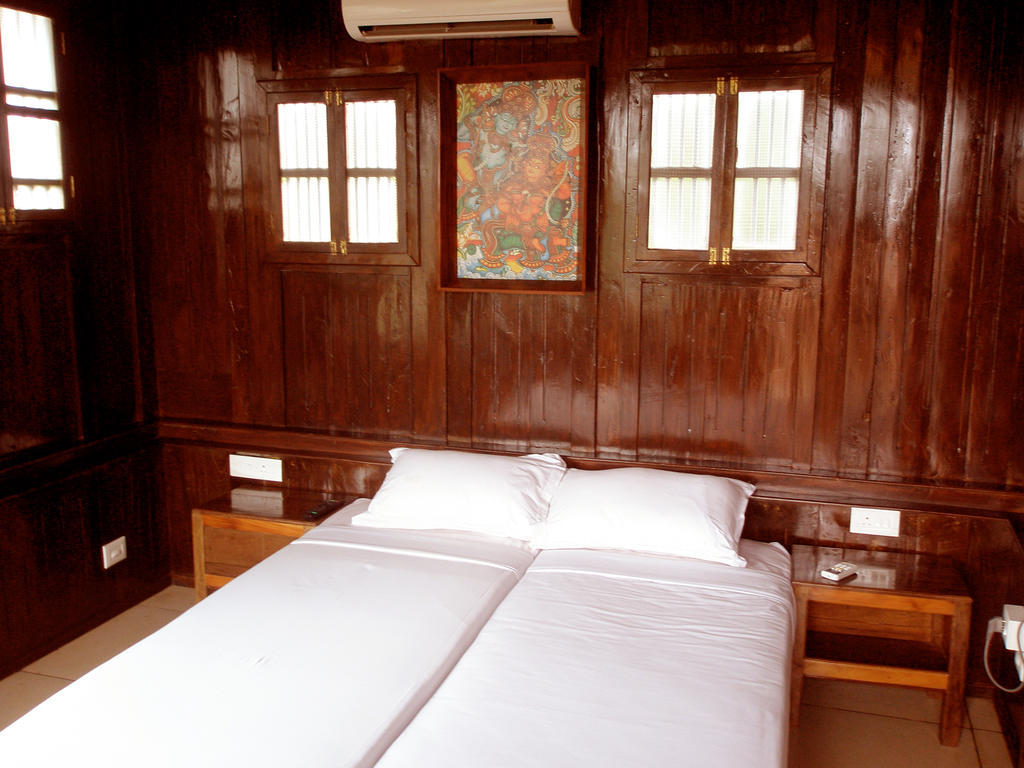 Omsam Guest Home Varkala Bagian luar foto